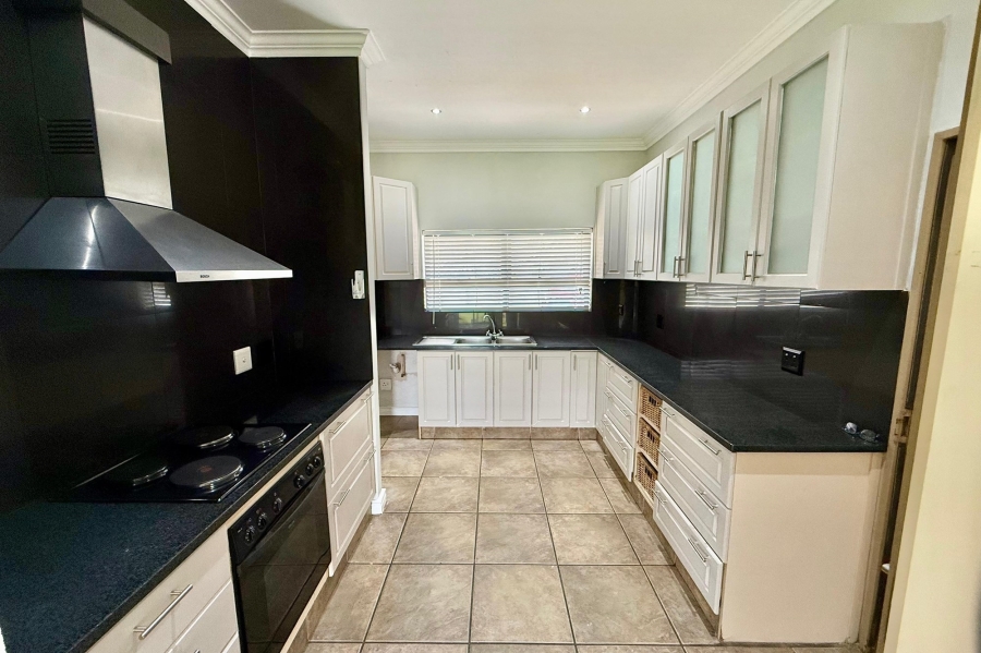 To Let 3 Bedroom Property for Rent in De Wijnlanden Residential Estate Western Cape